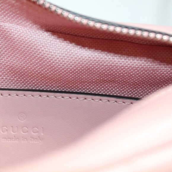 NEW Gucci GG Marmont Mini Shoulder Bag Crossbody Chevron Leather 634936 - Picture 8 of 9